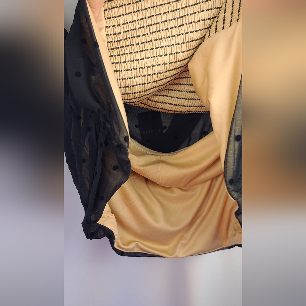 NWT - Torrid Chiffon Flocked One-Shoulder Crop Top – Black/Nude - Size 4X - Picture 11 of 16